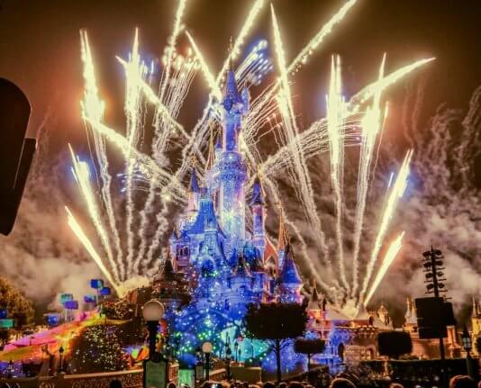 Disney Illumination Spectacle nocture