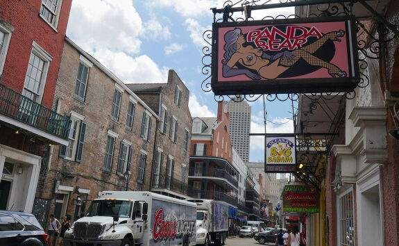 strip tease nouvelle orleans devanture